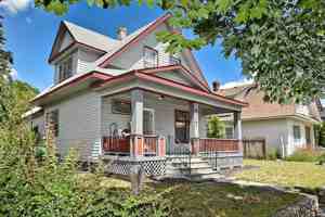 featured image of 917 E Ermina Ave