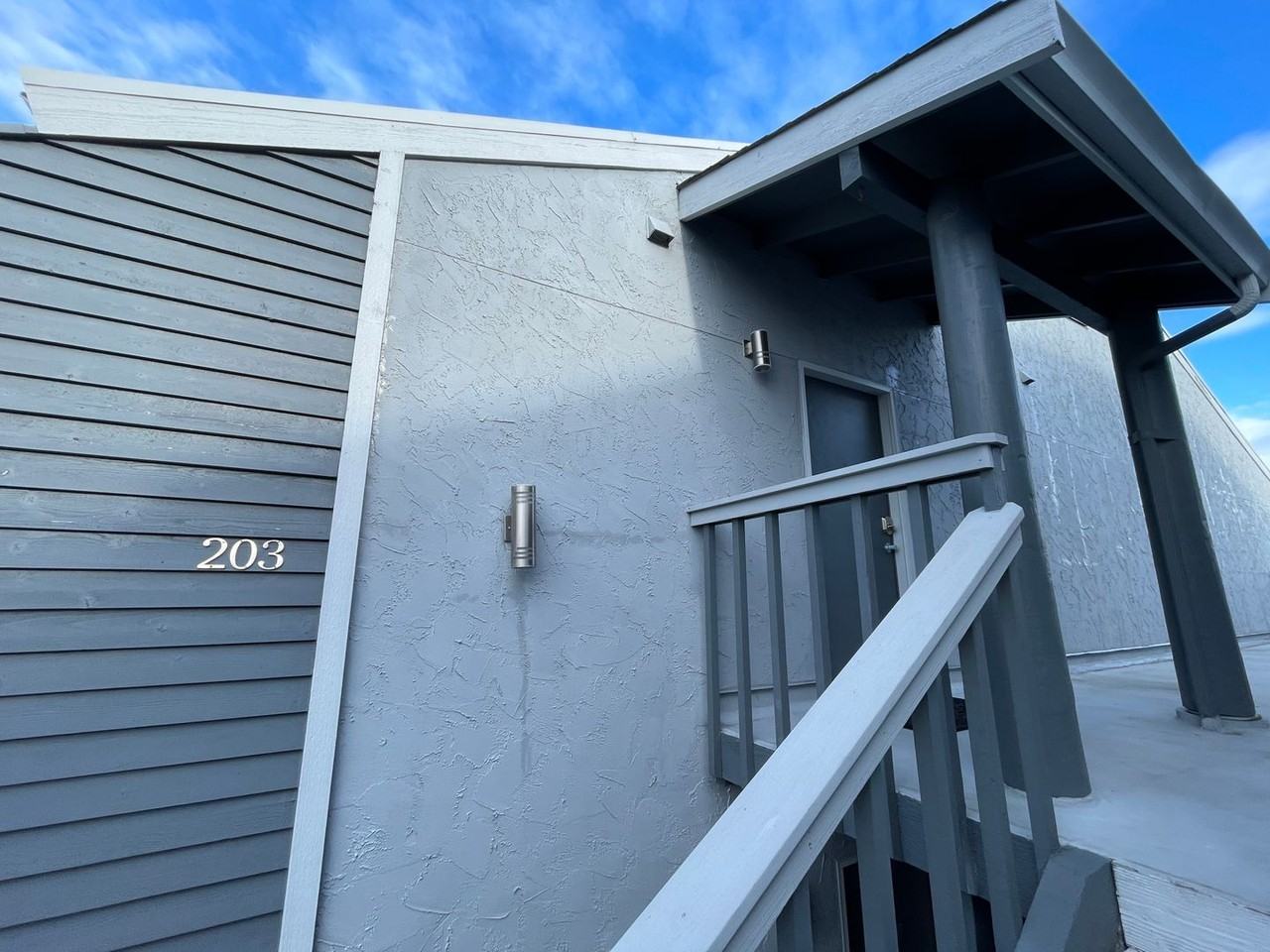 2001 Skyline Way #203 - Photo 6 of 21