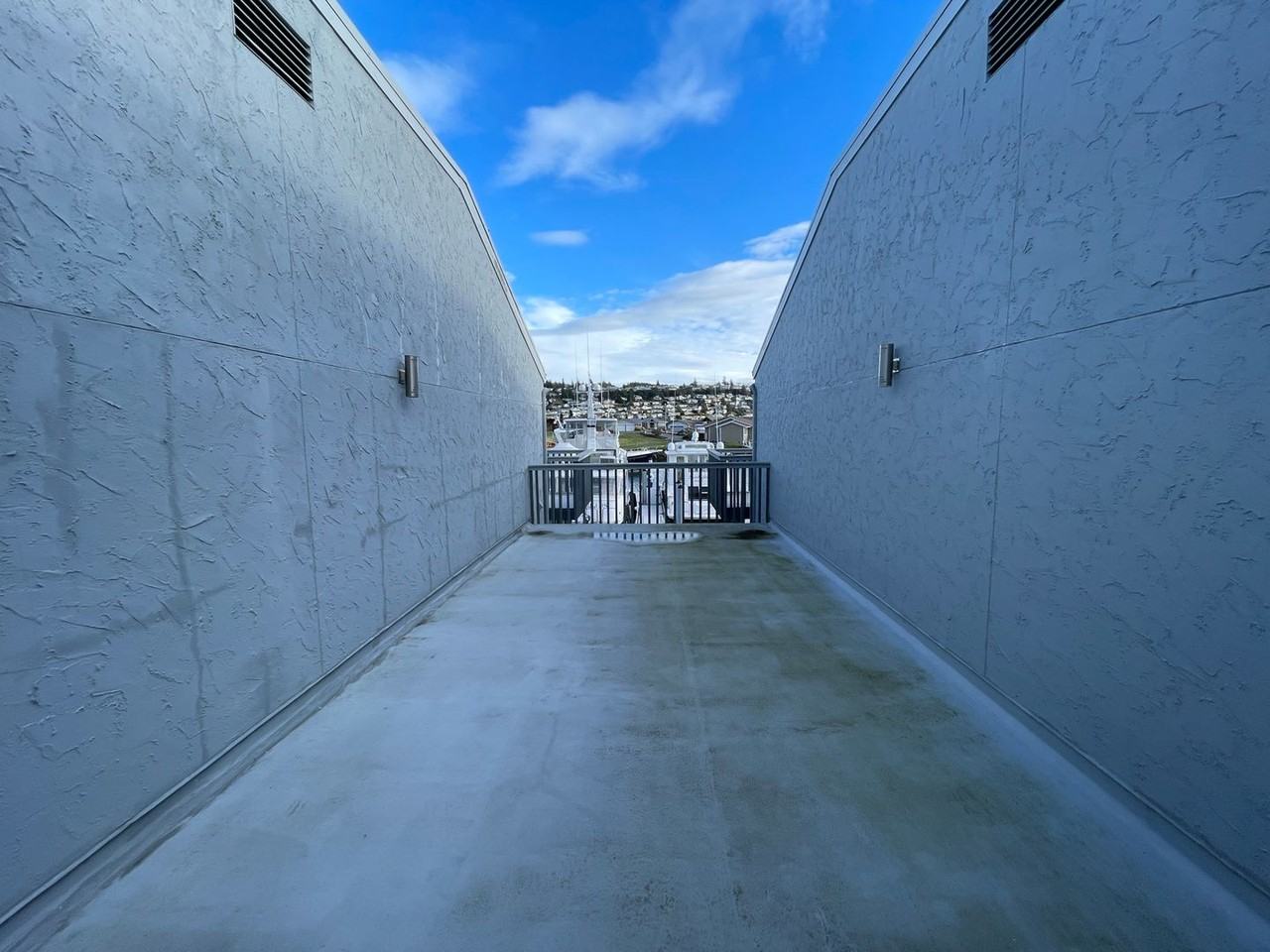 2001 Skyline Way #203 - Photo 7 of 21