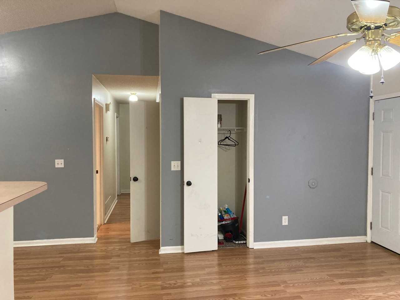 1209 Williamsburg Dr - Photo 6 of 41