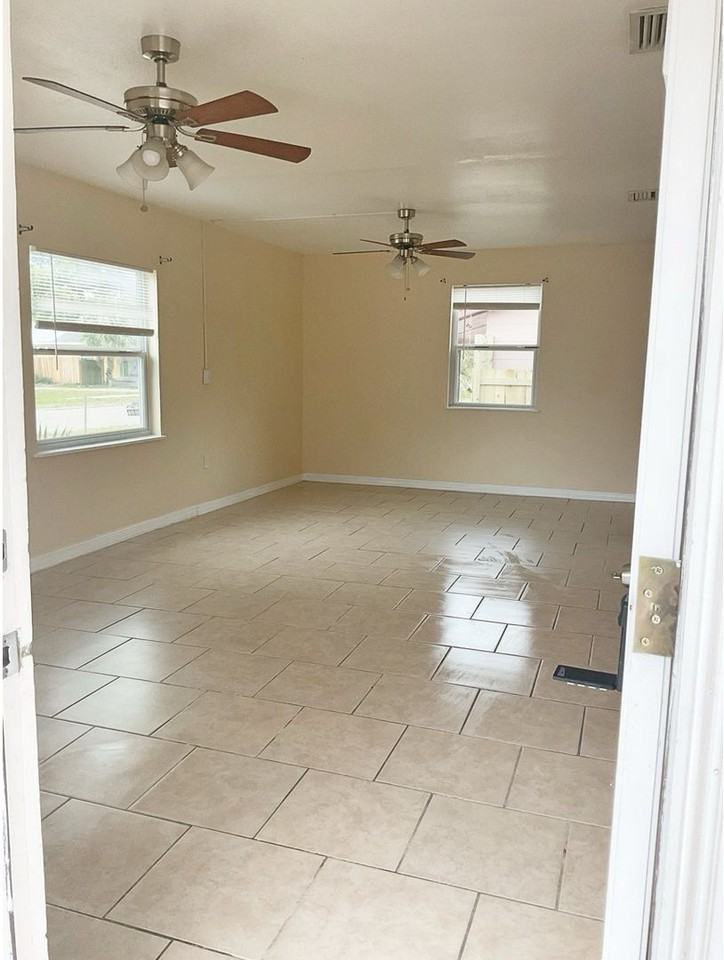 4675 14th Ave S - Photo 2 of 9