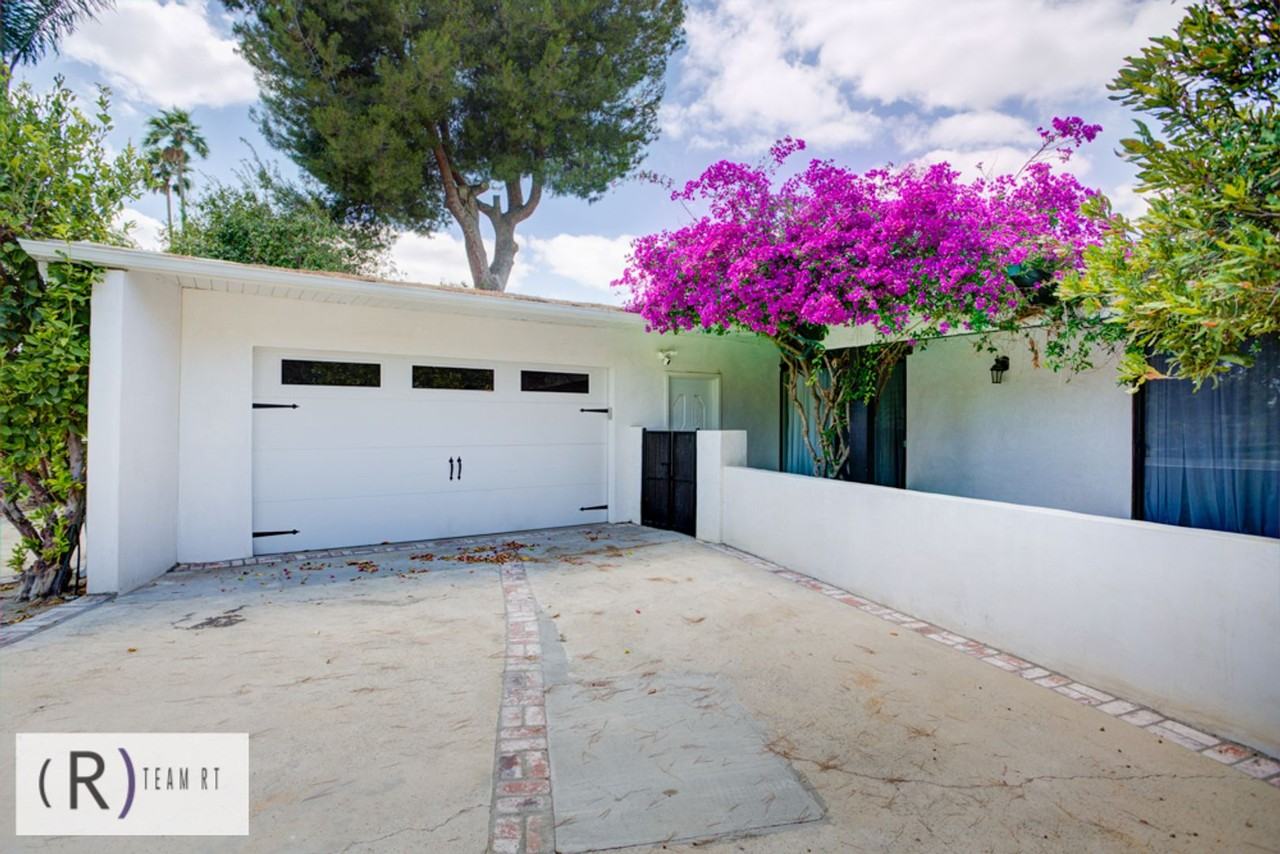 5304 Grassy Trail Dr - Photo 3 of 50