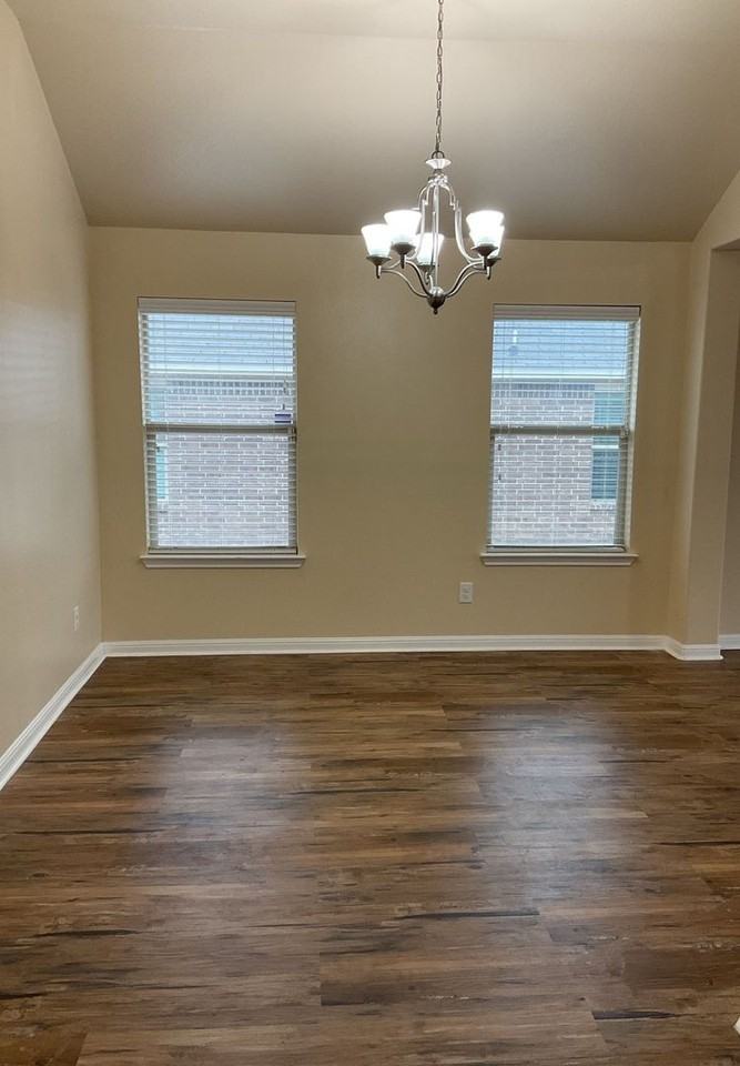 300 W Libra Dr - Photo 6 of 20