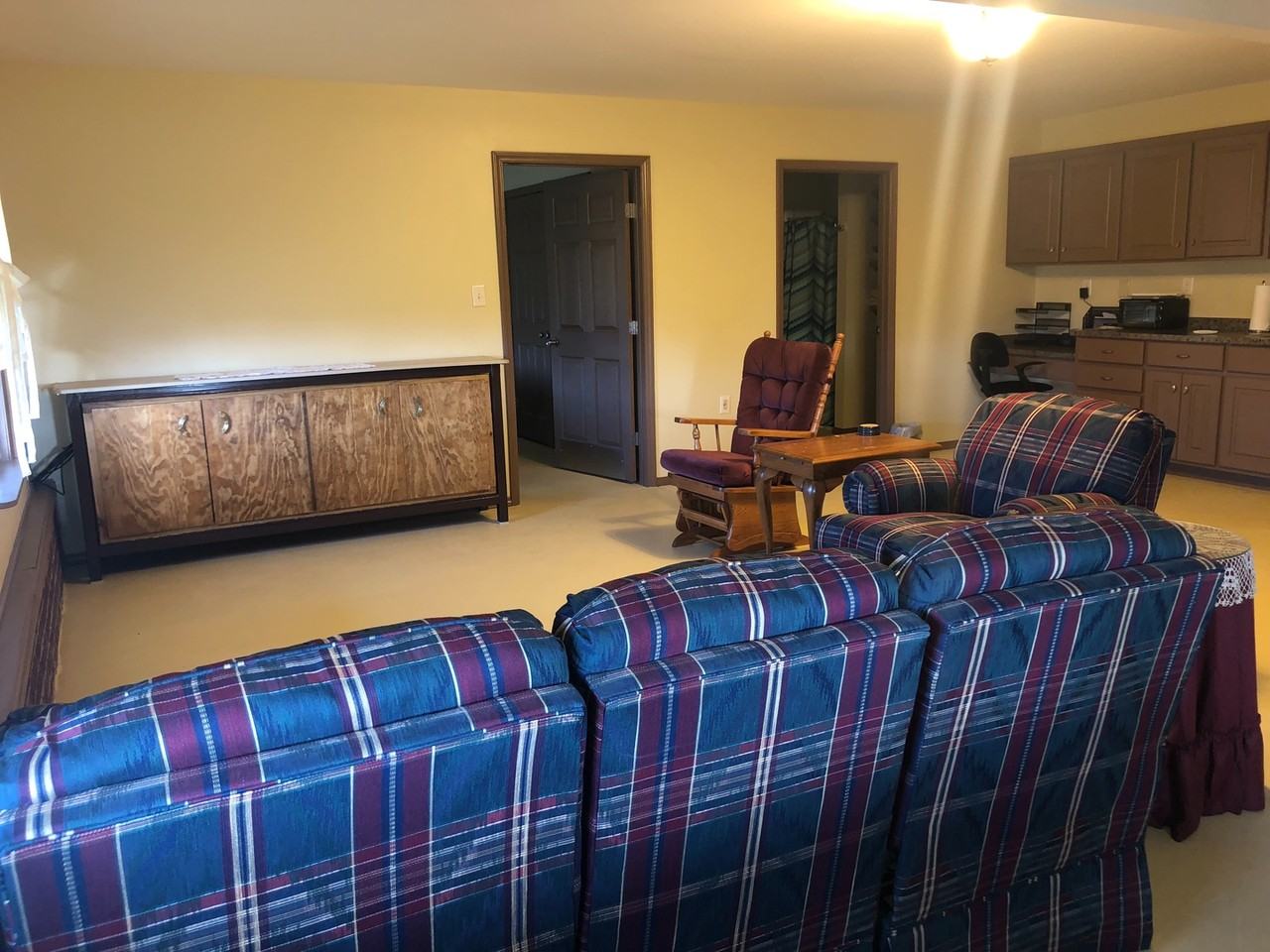 664 Nahunta Rd - Photo 6 of 18