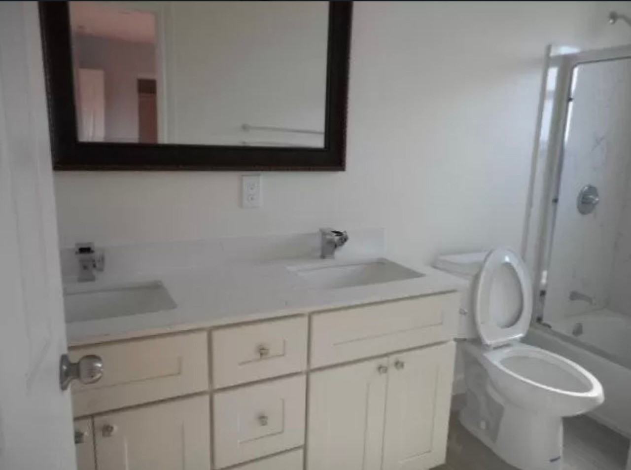 3216 35th Ave - Photo 3 of 10