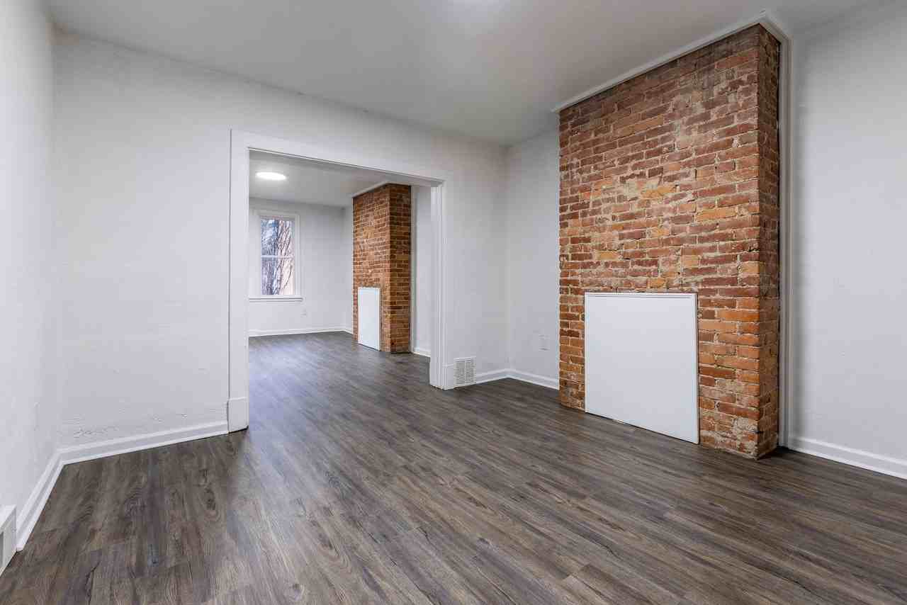 1107 Arlington Ave - Photo 2 of 30