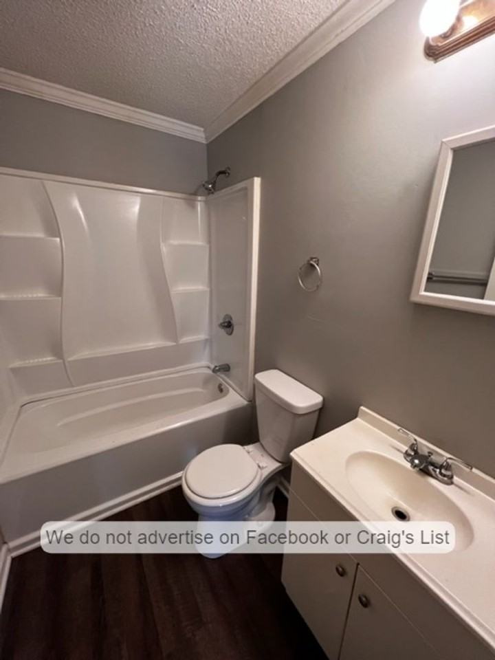 1720 Bridger St - Photo 7 of 12