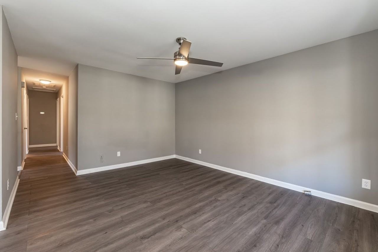 9 Quad Oak Dr - Photo 3 of 12
