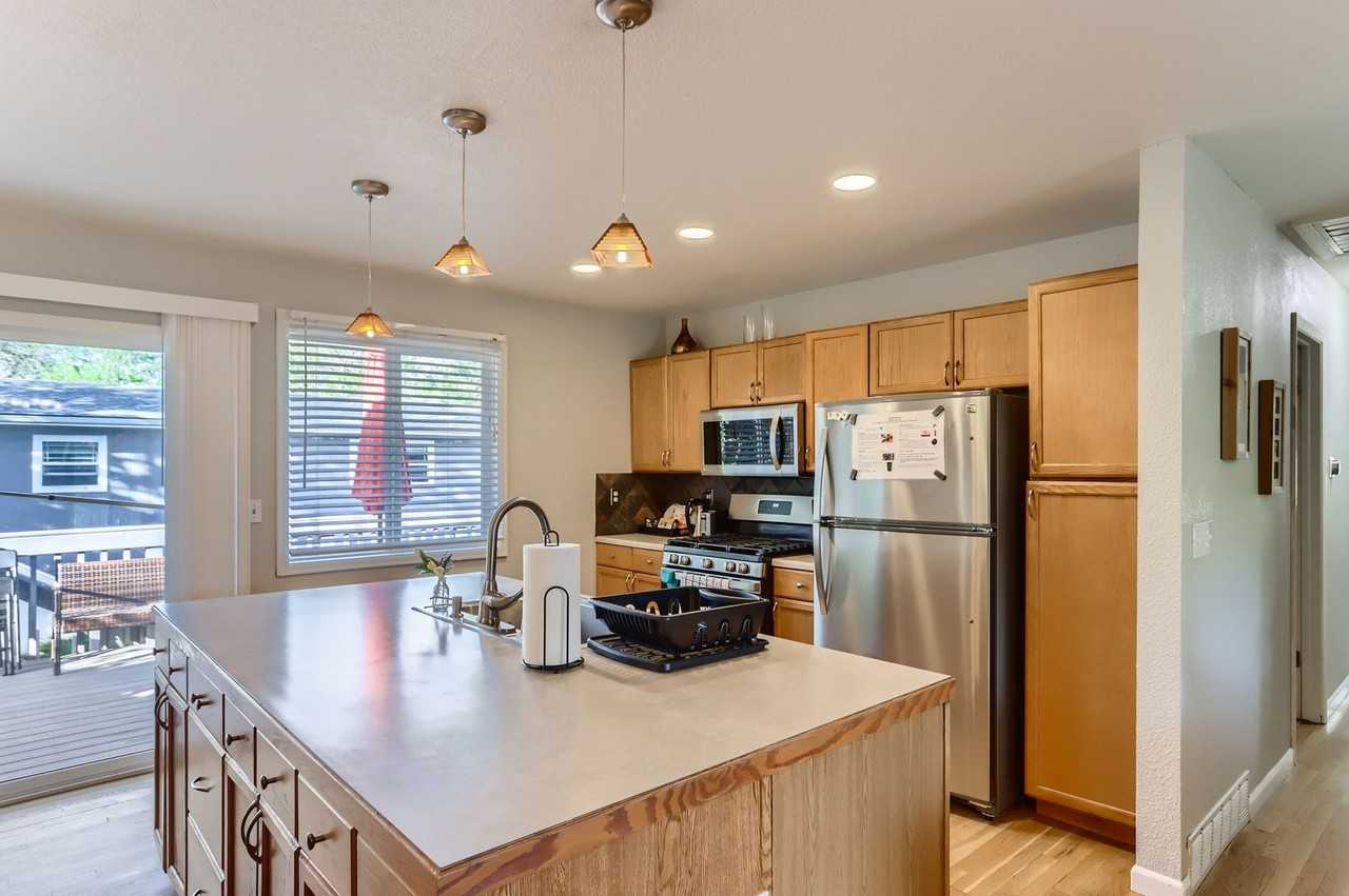 1628 Centaur Cir - Photo 7 of 29