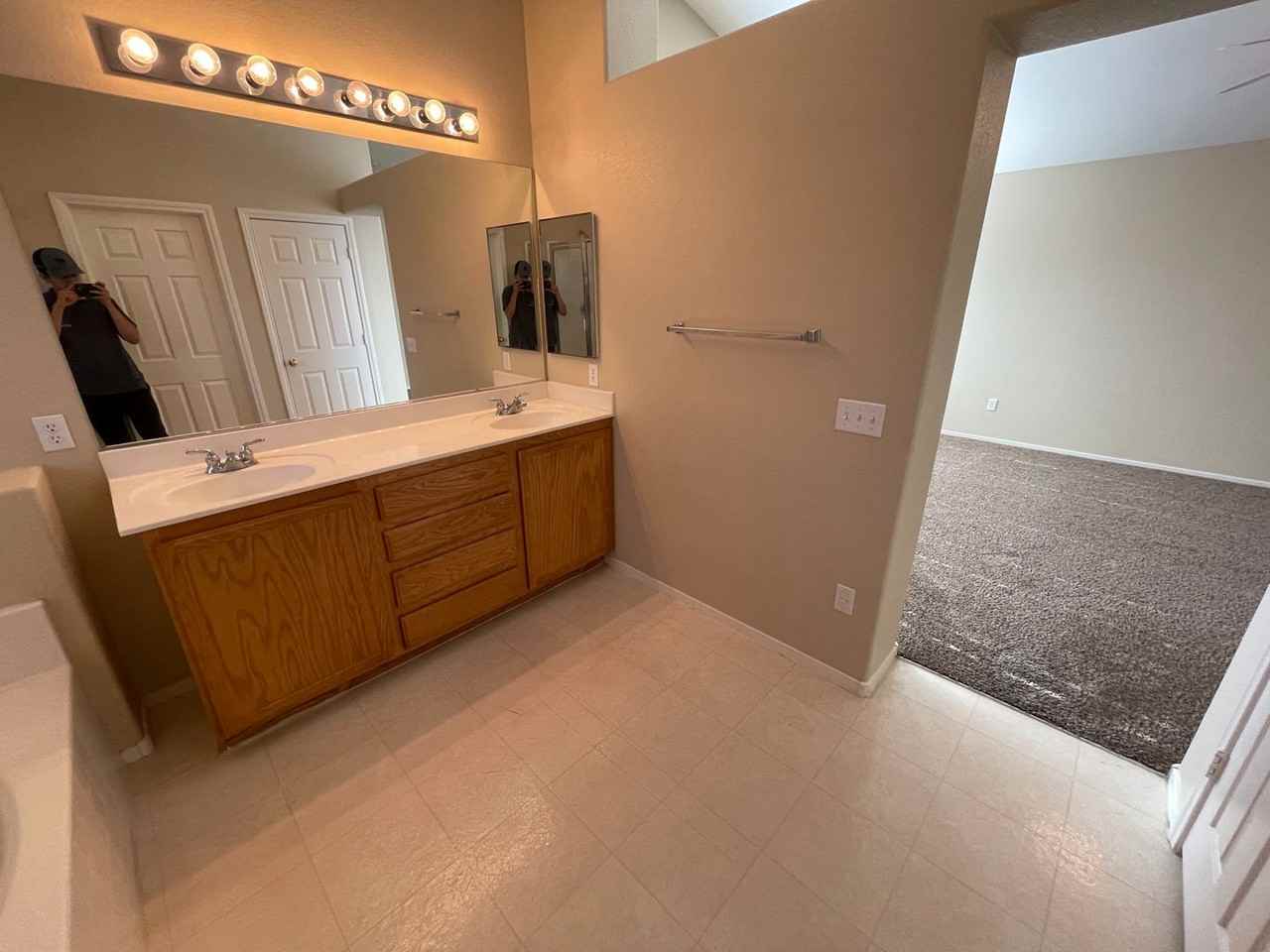 8141 Marshall Canyon Dr - Photo 2 of 28