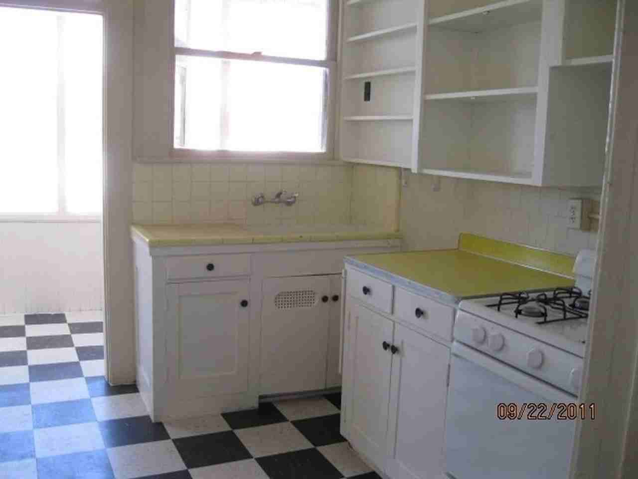 705 E University Blvd - Photo 3 of 5