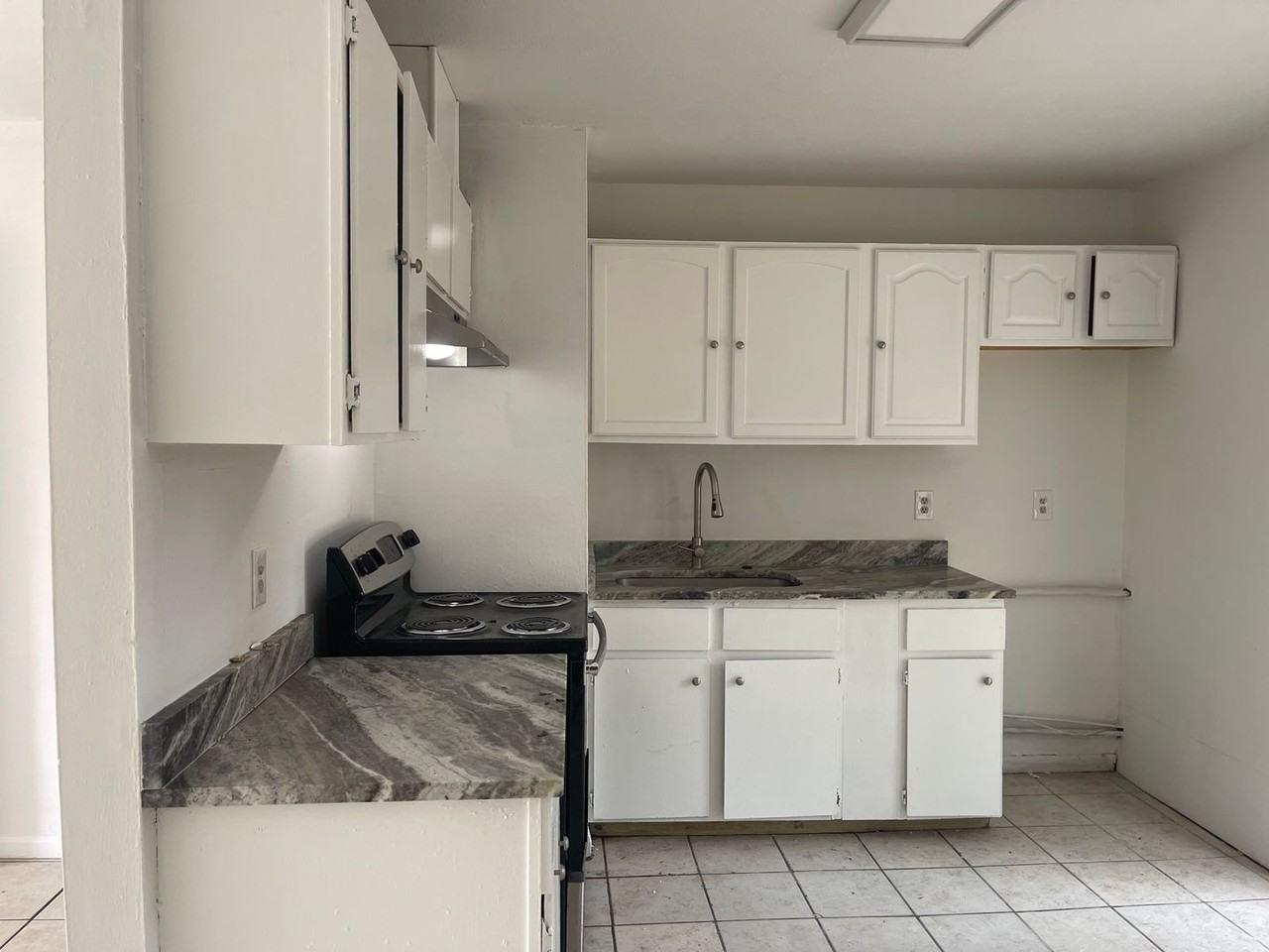 266 White Oak Dr - Photo 4 of 7