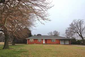 featured image of 2000 Alameda St