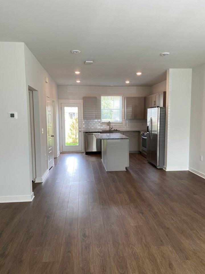 1741 Frodo Way - Photo 2 of 22