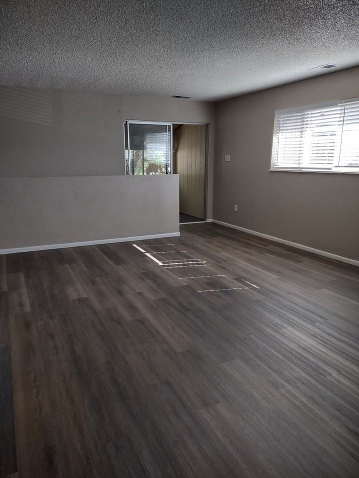 188 Bonnymede Rd #D - Photo 6 of 23