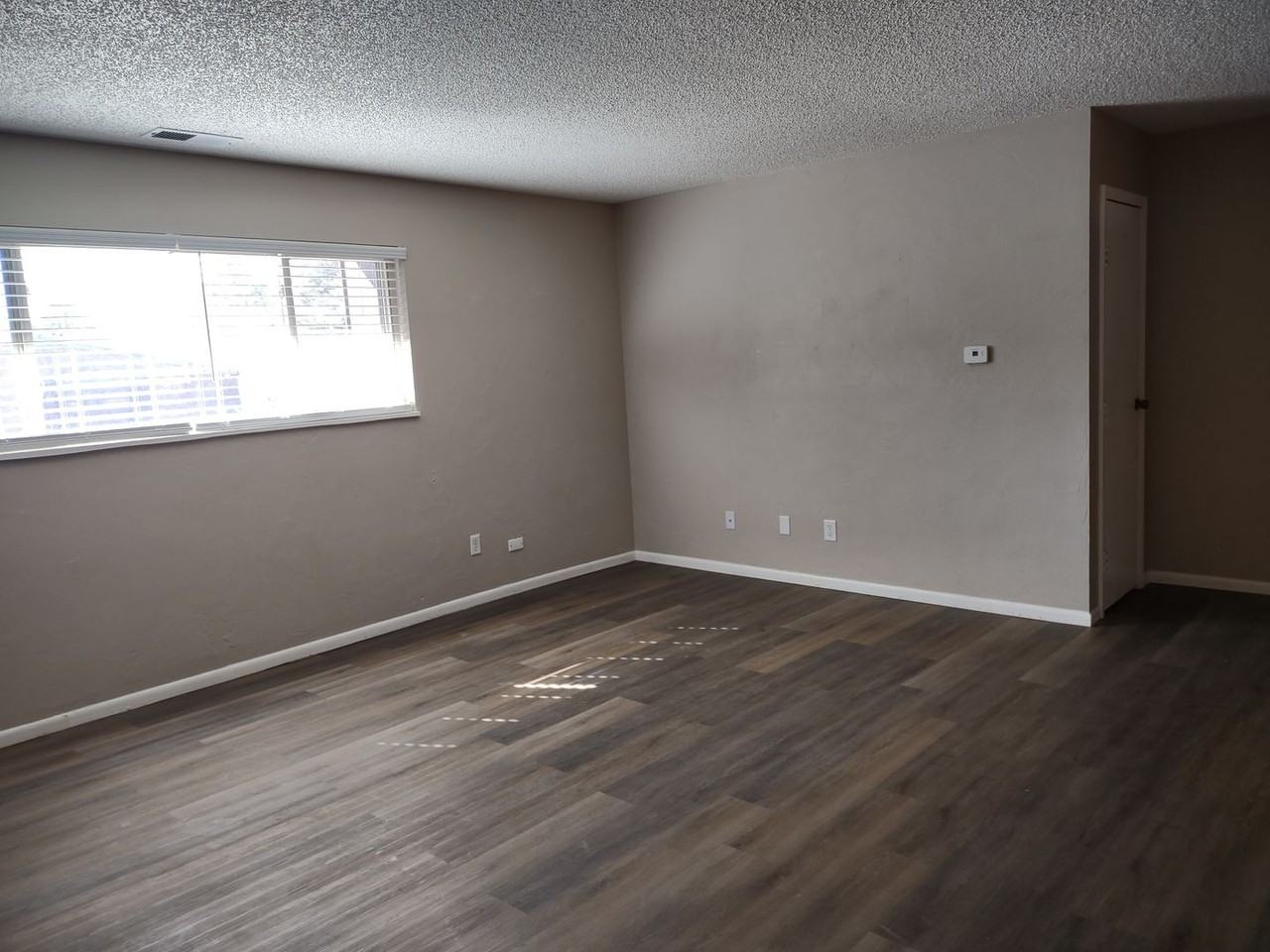 188 Bonnymede Rd #D - Photo 7 of 23