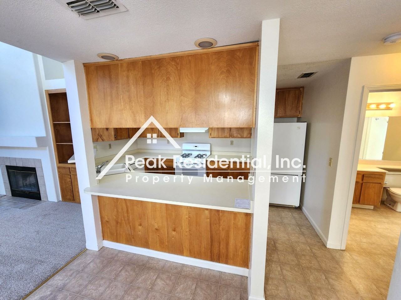 1821 4th St - Photo 6 of 23