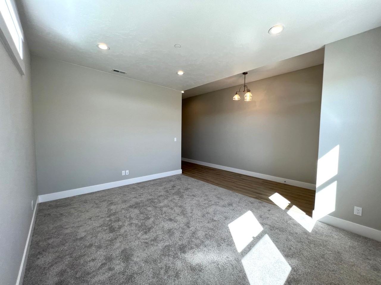 2609 Sunray Ave - Photo 5 of 30
