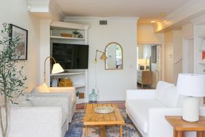 featured image of 1136 6th St S #5