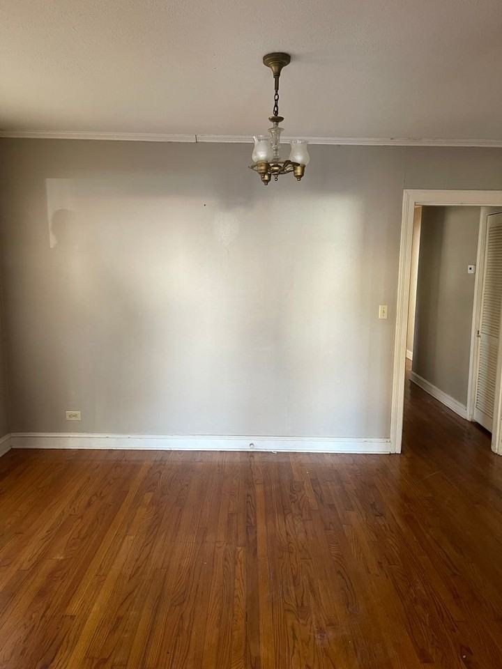 335 Boulevard St - Photo 3 of 6