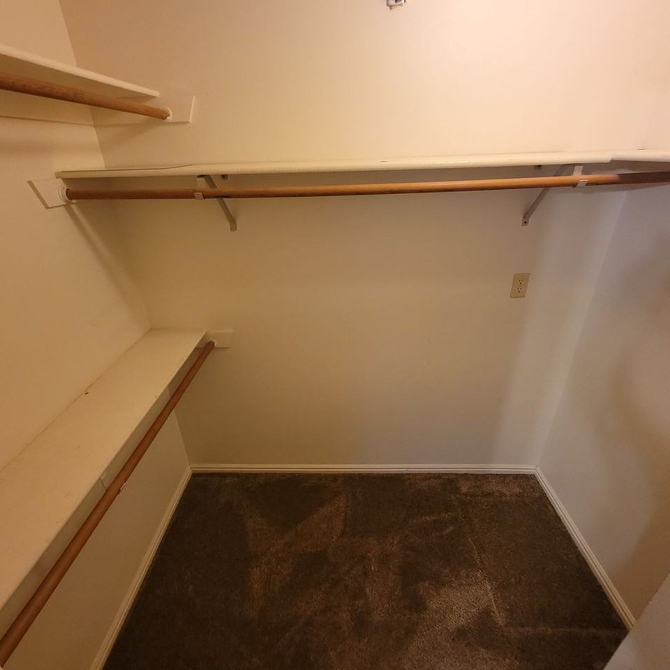 491 E 2015 N - Photo 5 of 14