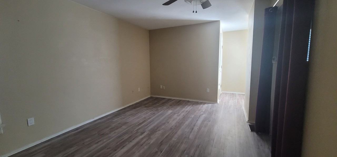 2101 6th Ave - Photo 3 of 9