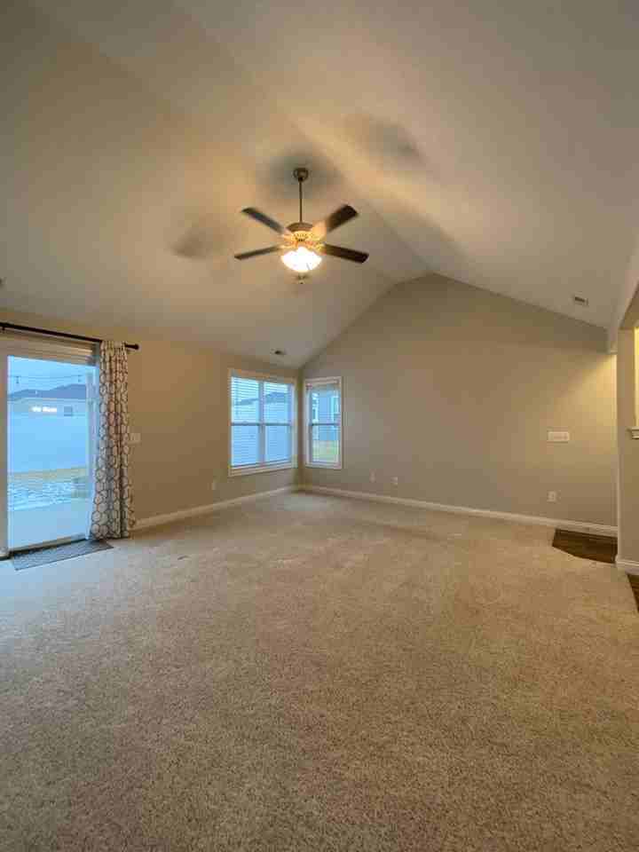 3957 Gussie Ct - Photo 3 of 38