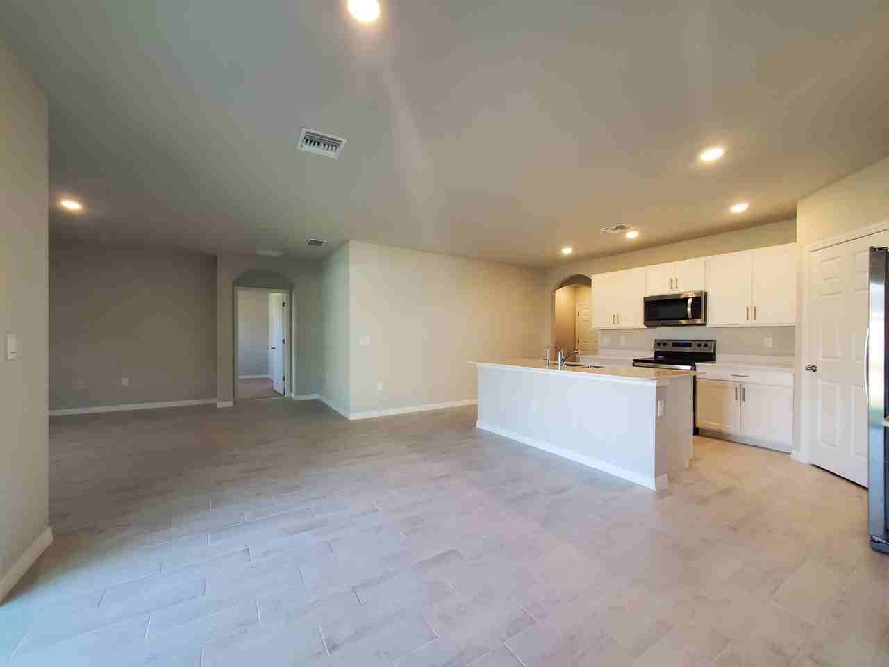 4123 Ne 22nd Ave - Photo 4 of 16
