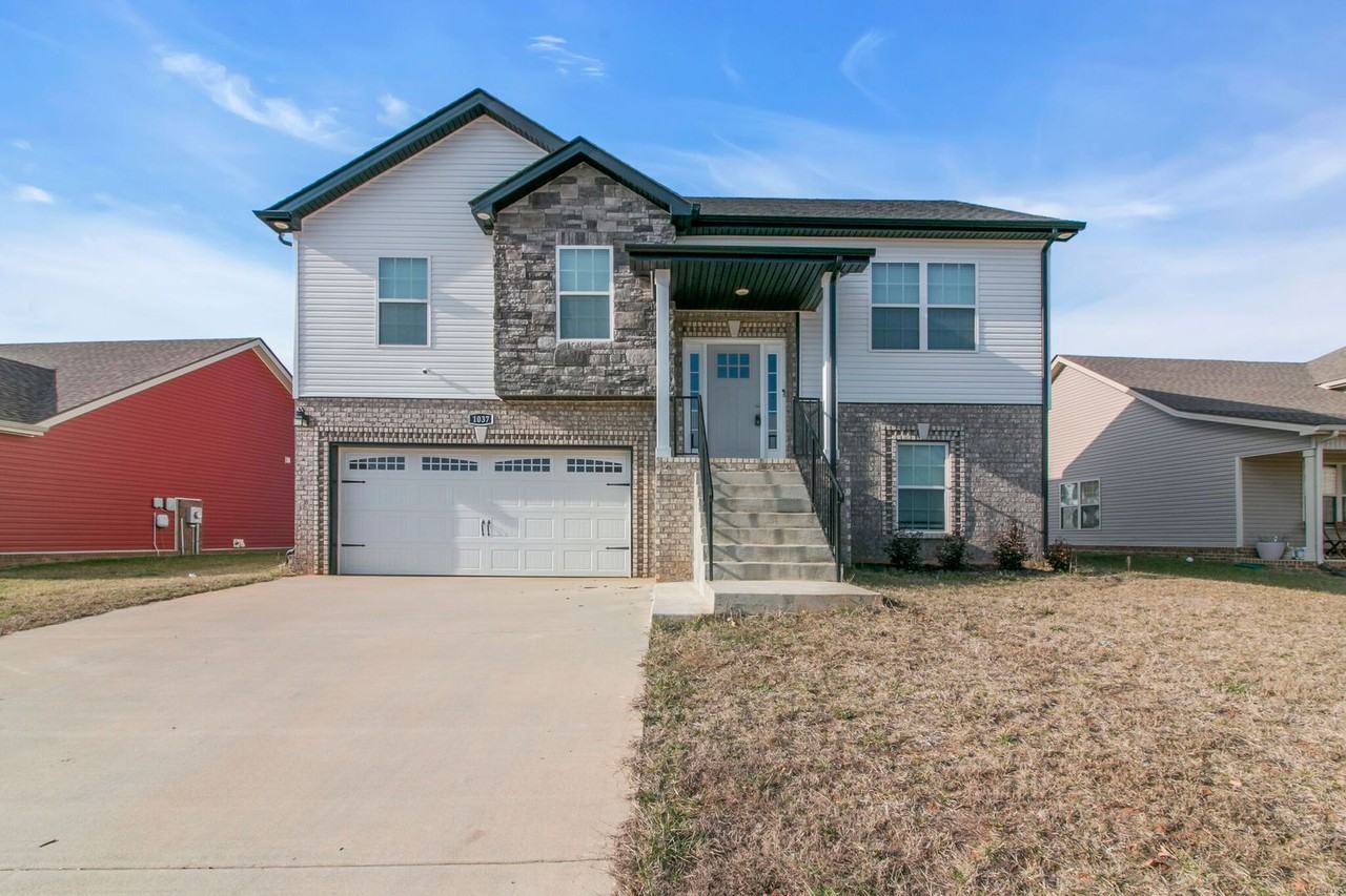 1037 Whitney Dr - Photo 2 of 29