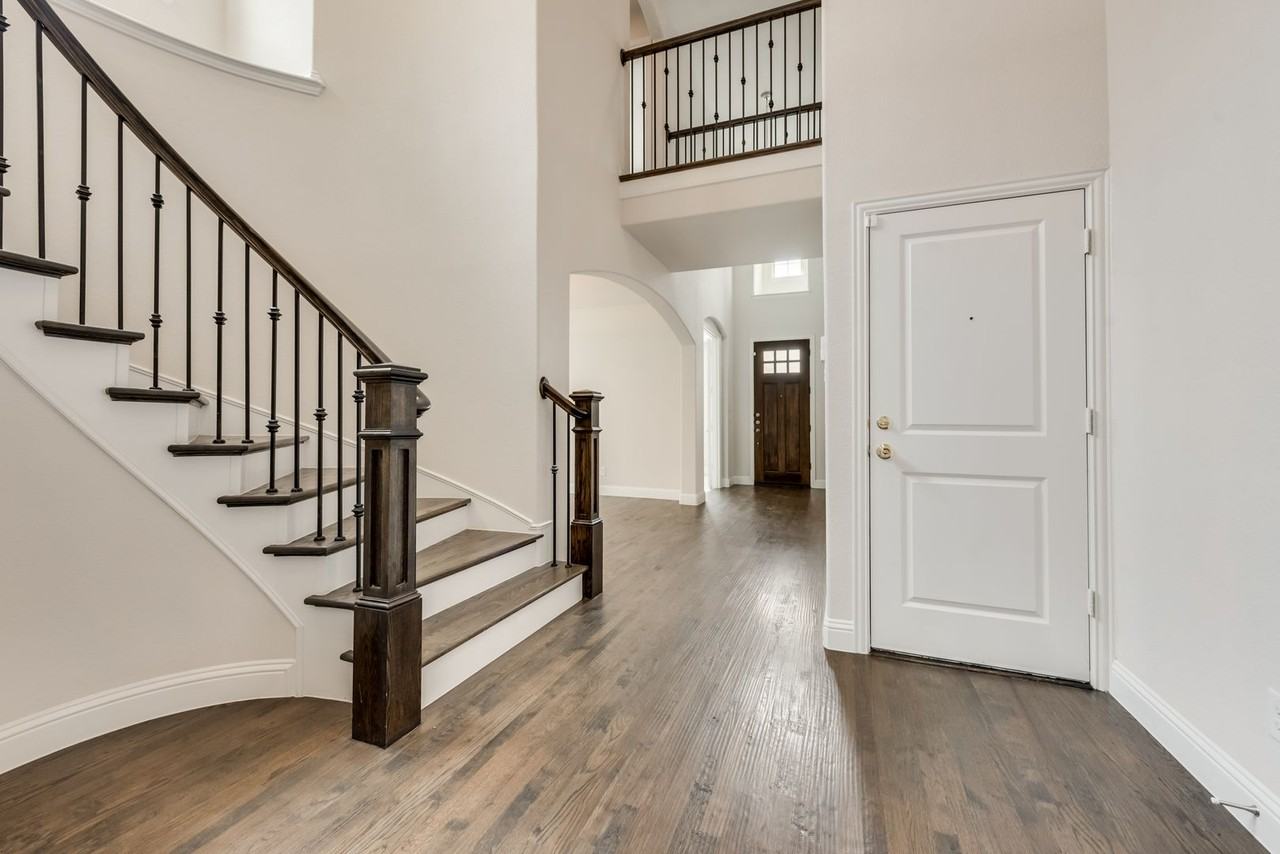 5101 Del Molin Ave - Photo 3 of 21