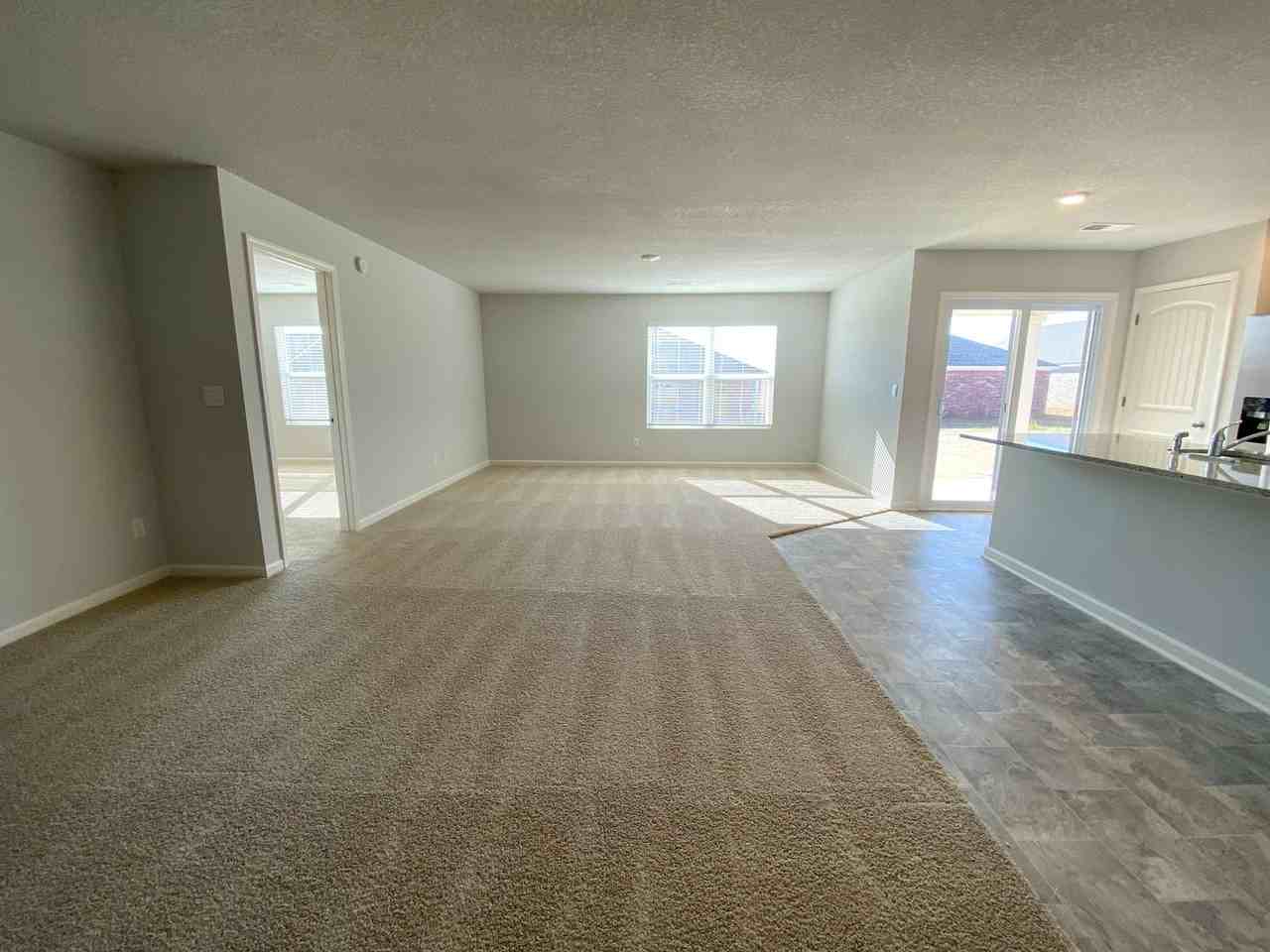 212 Silo Ln - Photo 4 of 21