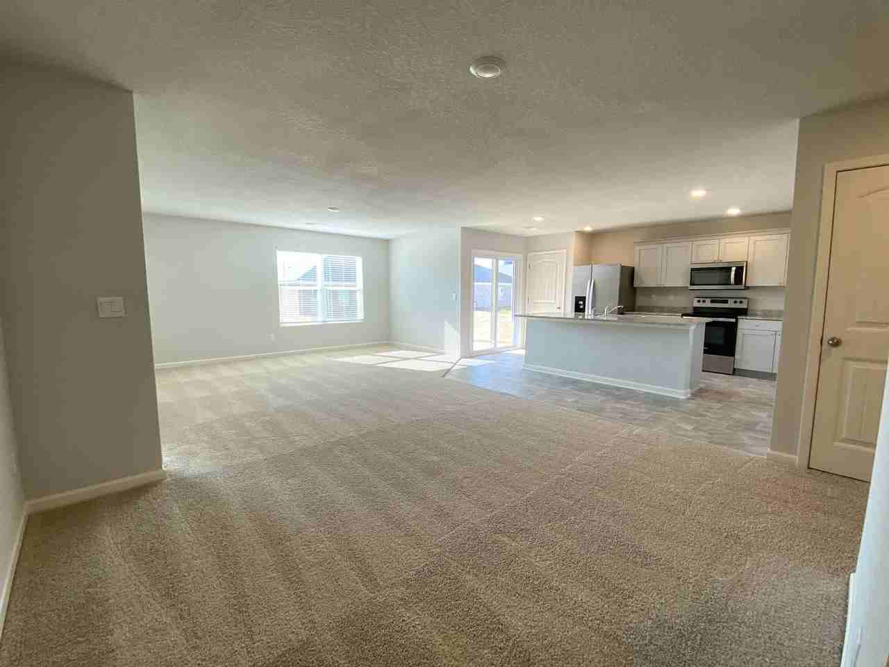 212 Silo Ln - Photo 6 of 21