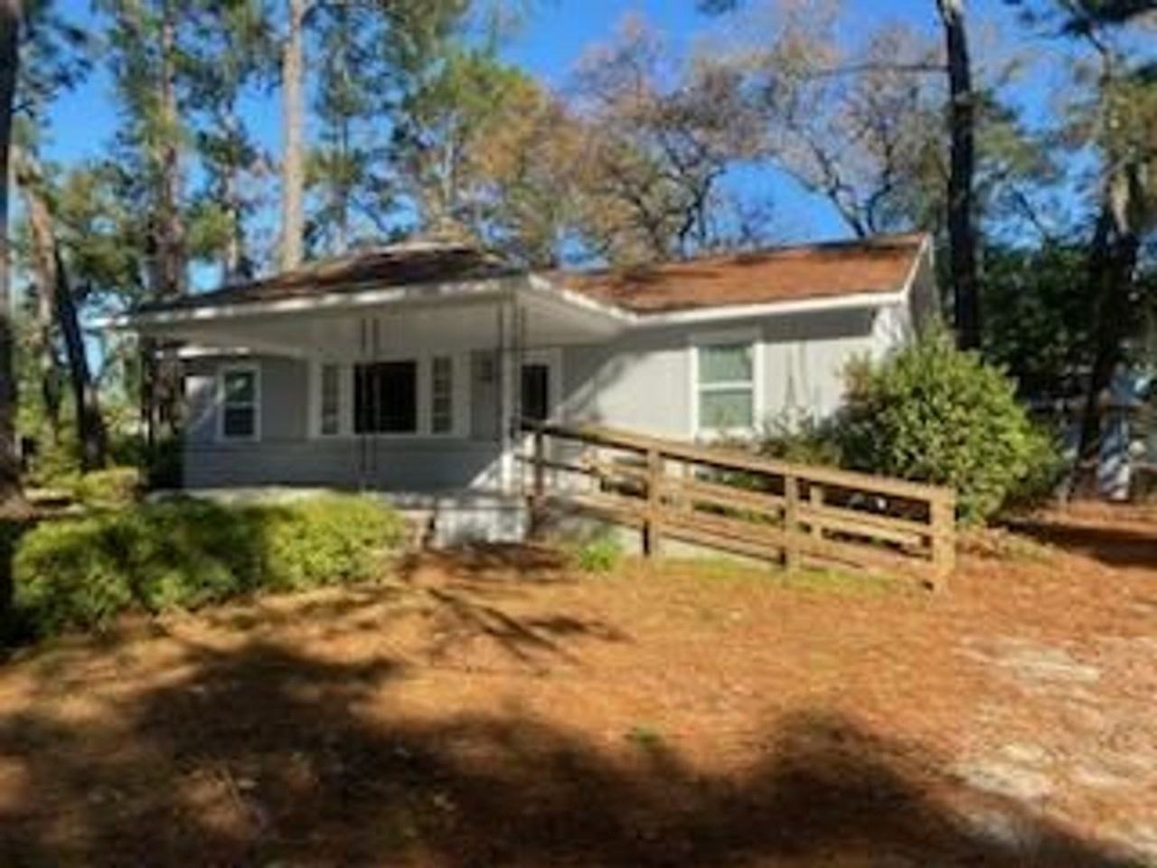 26 N Parkwood Dr - Photo 3 of 12
