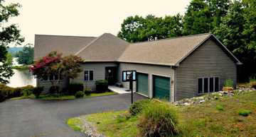 featured image of 1265 Runaway Bay Rd