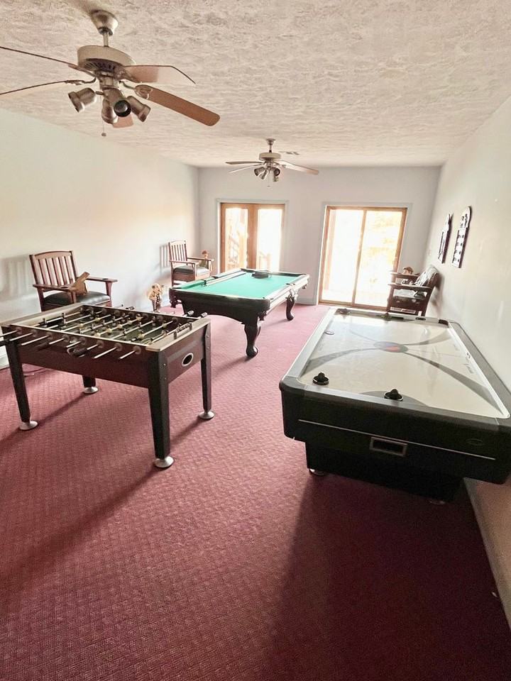 1265 Runaway Bay Rd - Photo 2 of 28