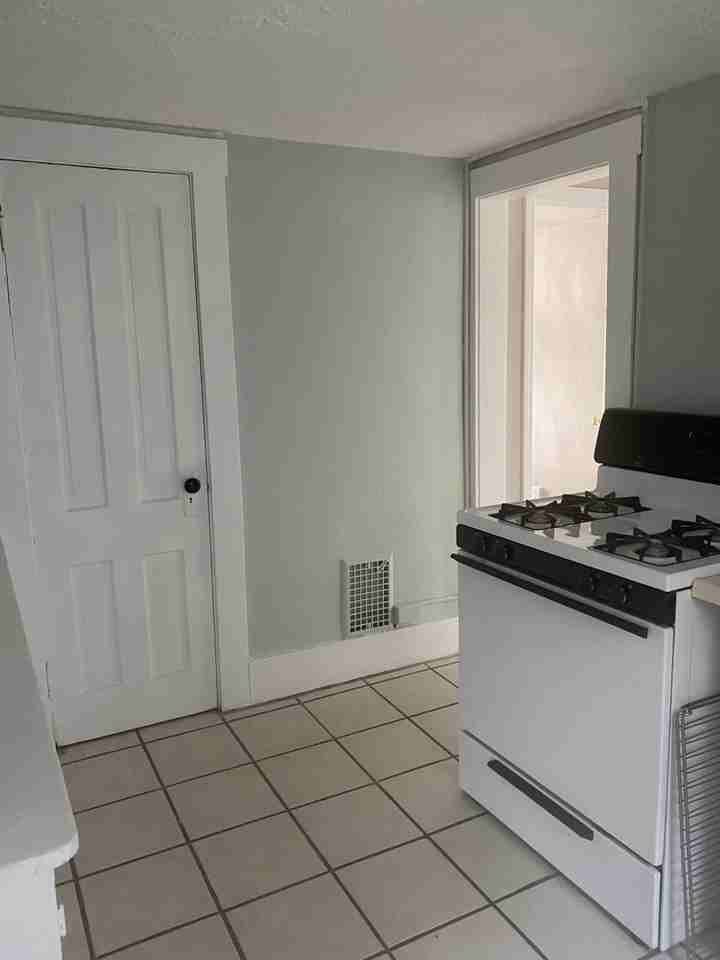 305 N Winton Rd #2 - Photo 6 of 24