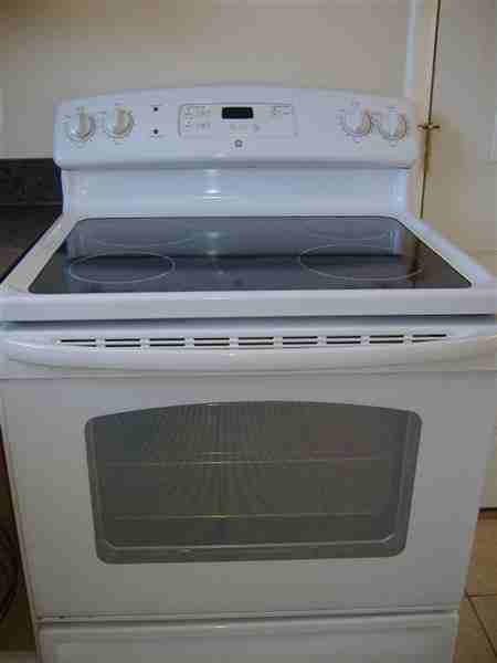 MapleCrest Duplexes - Photo 3 of 12