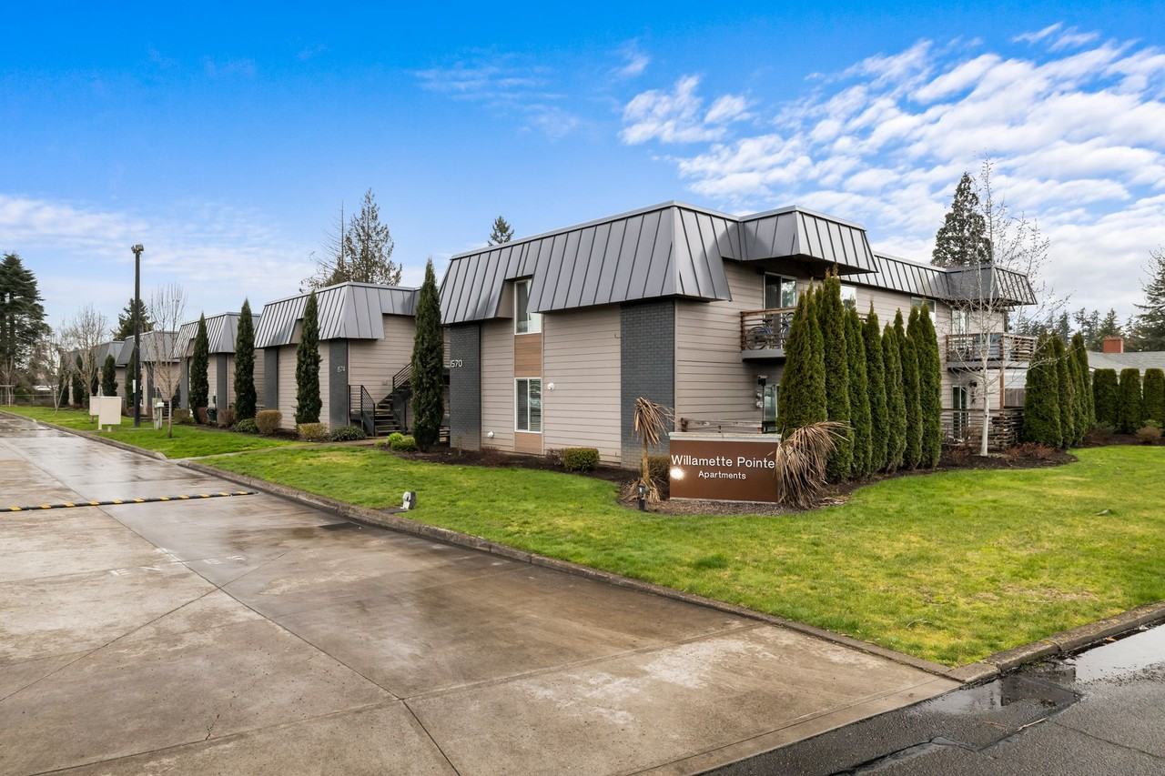 Willamette Pointe - Photo 4 of 32