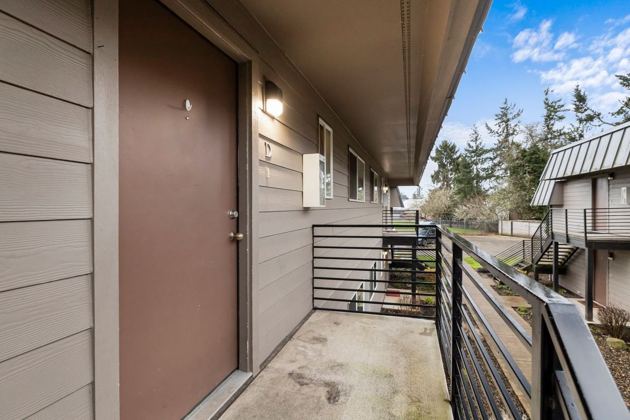 Willamette Pointe - Photo 7 of 32