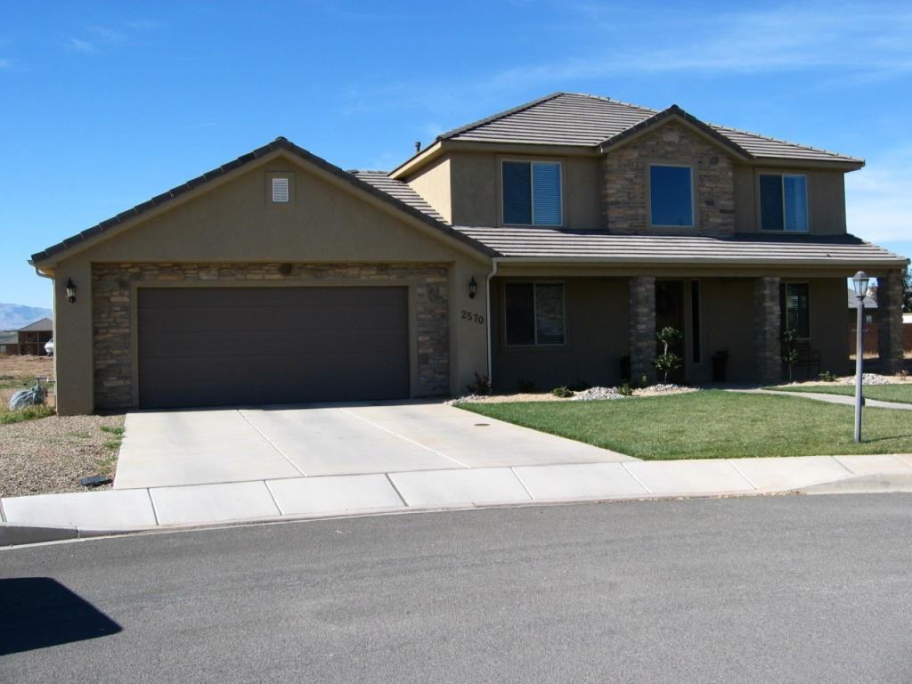 2570 S Songbird Cir - Photo 2 of 27