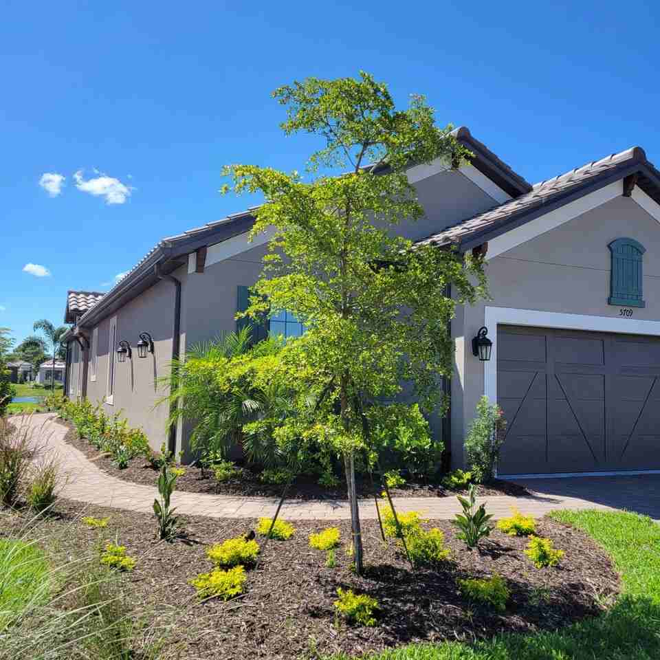 5709 Puccini St - Photo 3 of 48