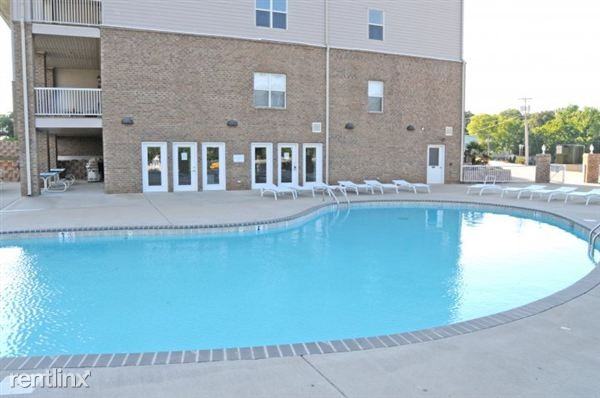 Bay Pointe Condominiums - Photo 2 of 12