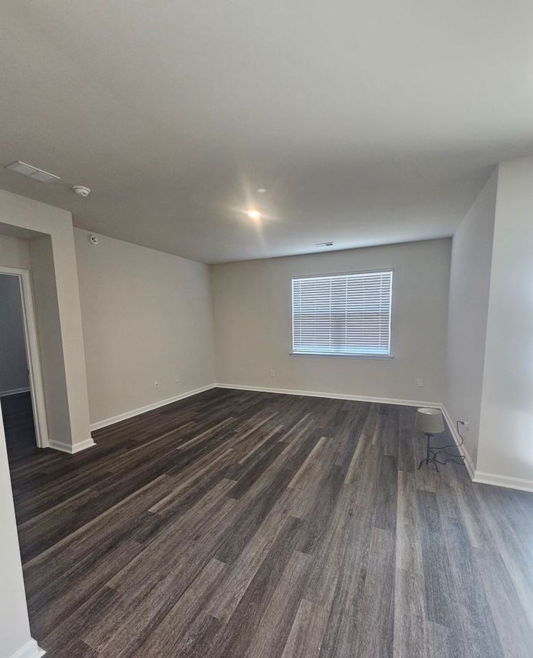 143 Honey Jar Way - Photo 6 of 28