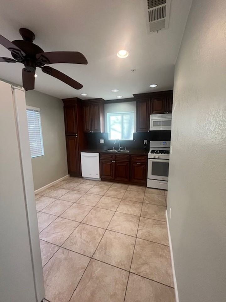 11346 Havstad Dr - Photo 7 of 14