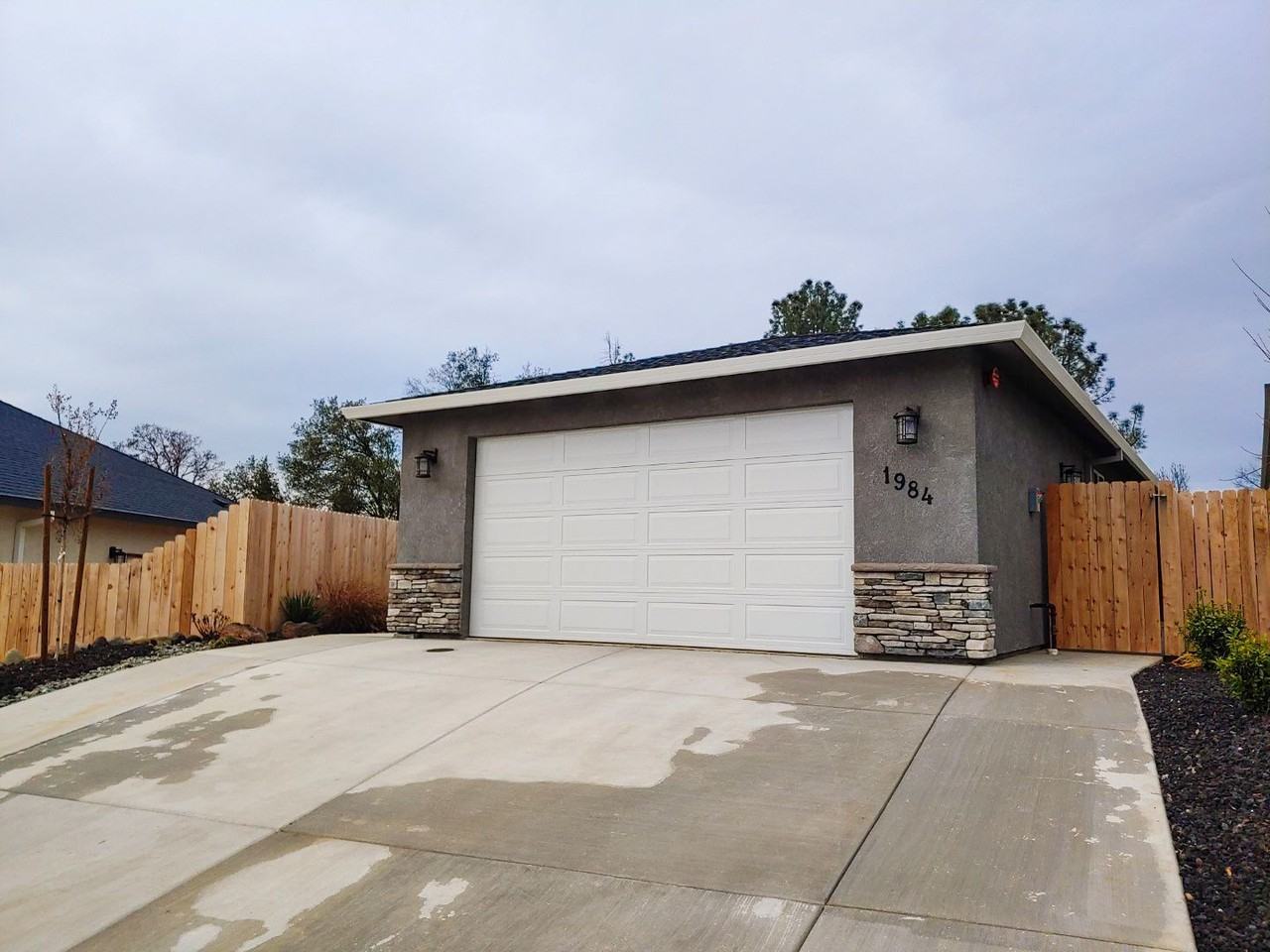 1984 Goren Ct - Photo 2 of 15