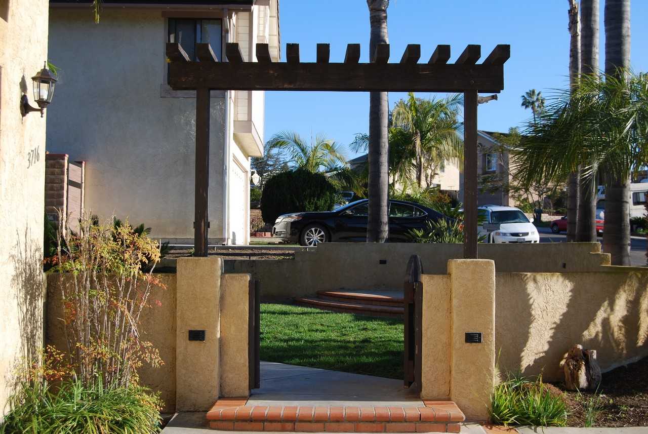 3716 Cameo Ln - Photo 3 of 35