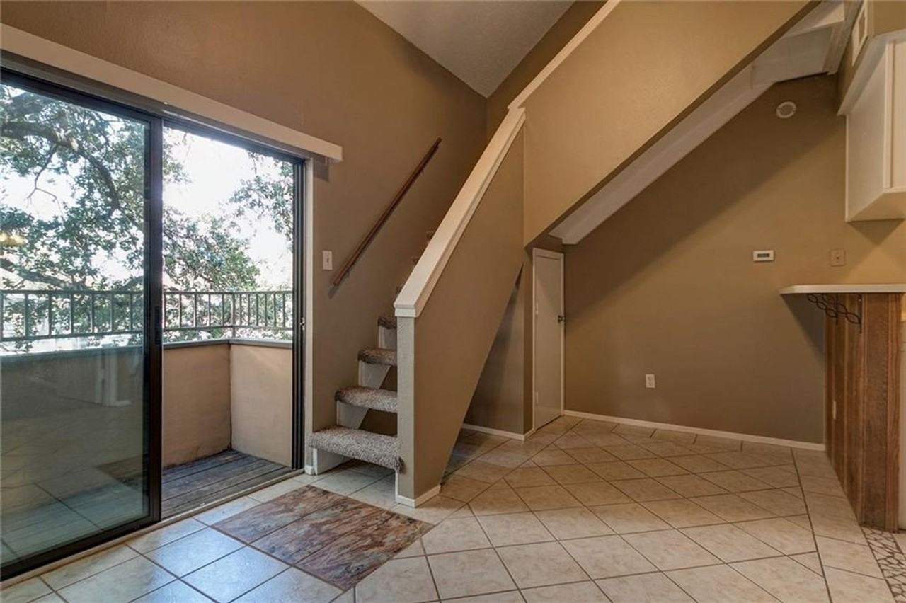 2714 Nueces St #203 - Photo 4 of 21
