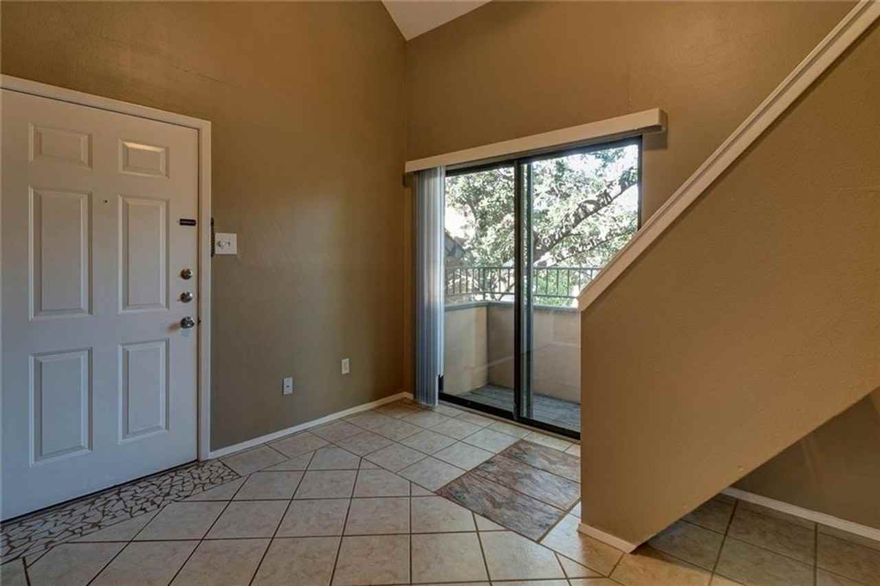 2714 Nueces St #203 - Photo 2 of 17