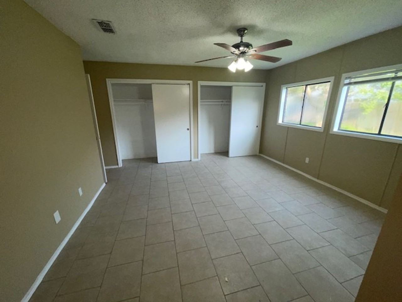 5322 Inverness Dr - Photo 6 of 12