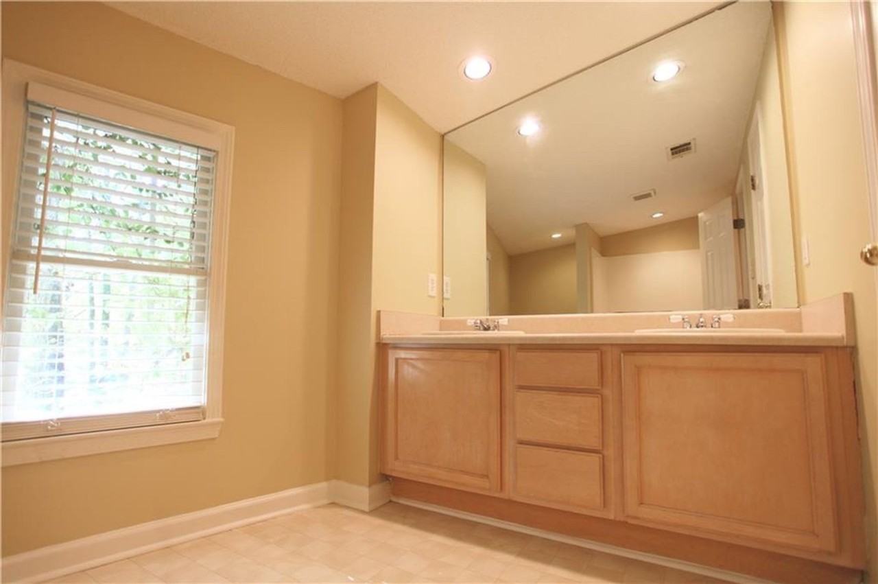 314 Hickorywoods Dr - Photo 7 of 18